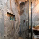 Peraiarooms Peraía