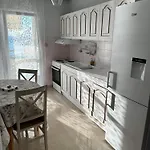 Appartement Peraiarooms Peraía