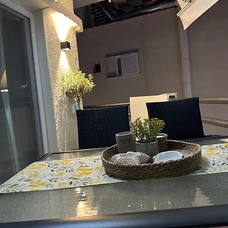 Peraiarooms Apartment