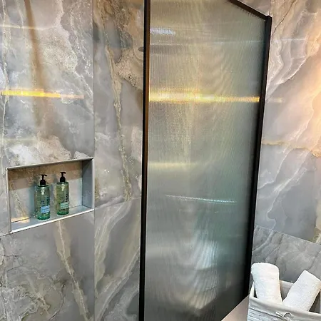 Apartament Peraiarooms Peraía